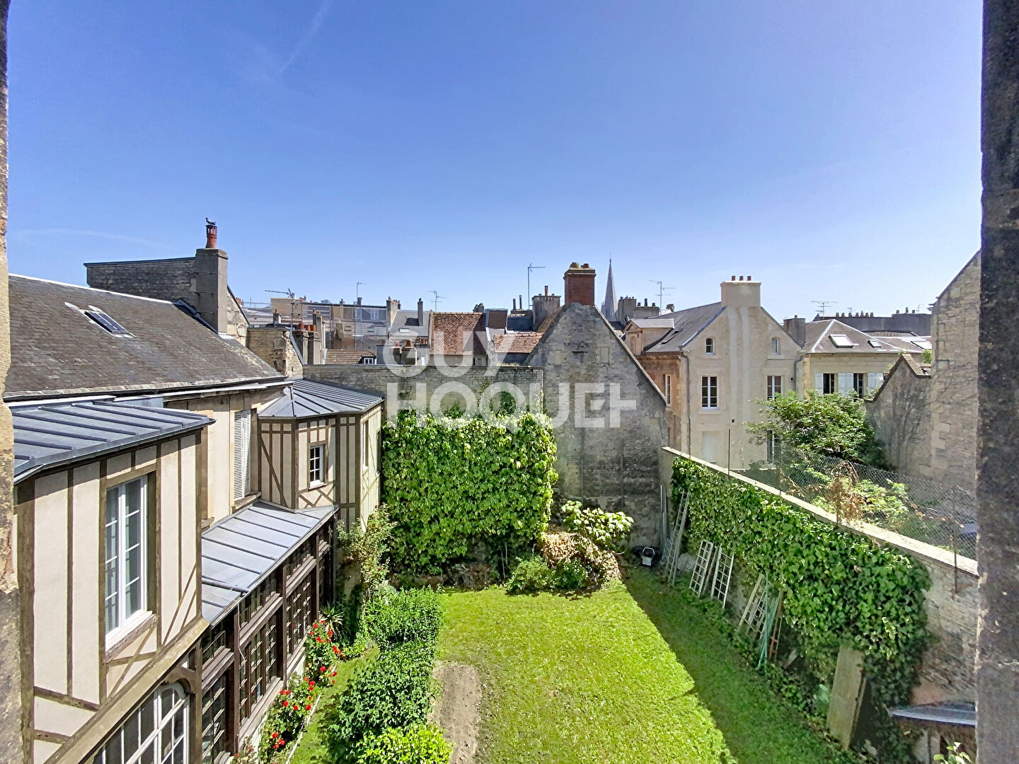 Maison Caen 15 pièce(s) 431 m2