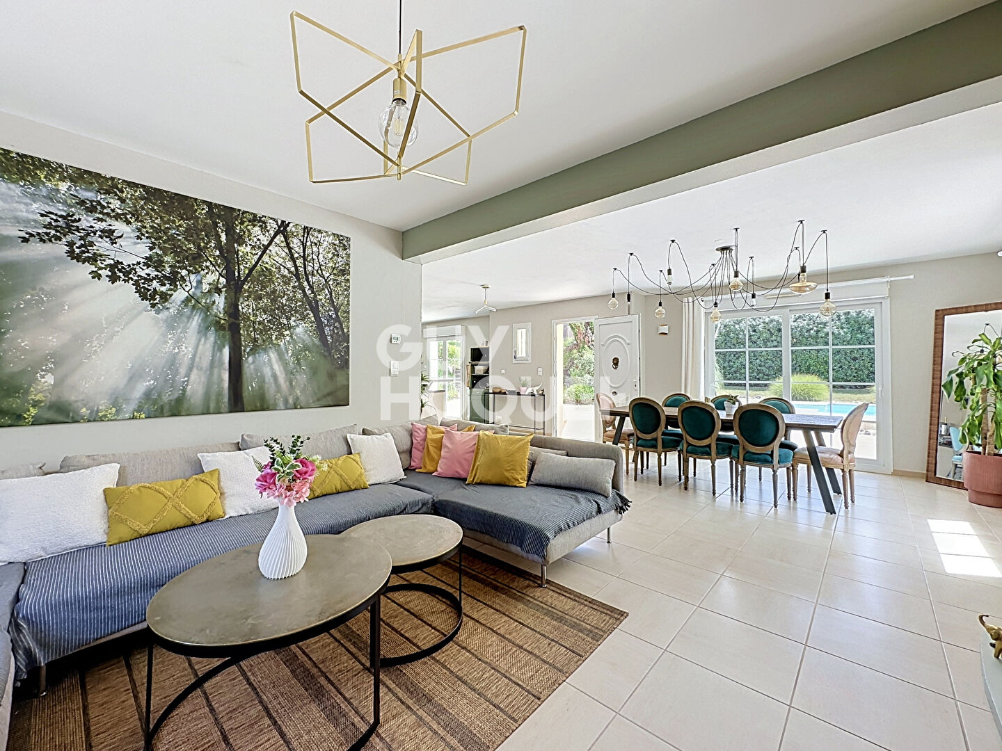 Maison 214 m² - Coulombs