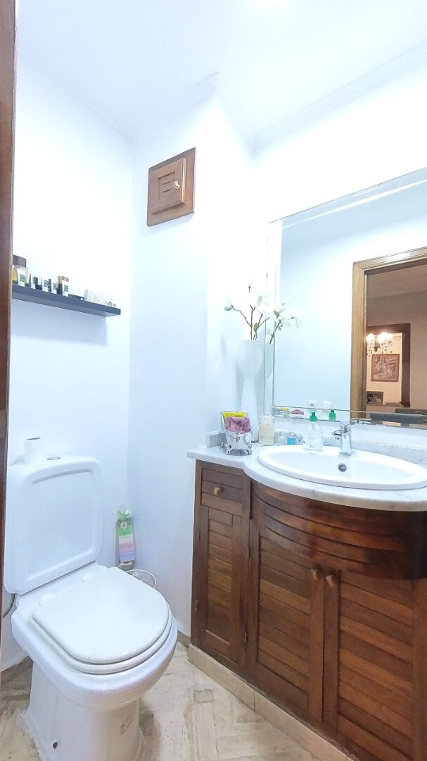 OPPORTUNITÉ A SAISIR DANS L'UN DES PLUS BEAUX QUARTIERS DE CASA