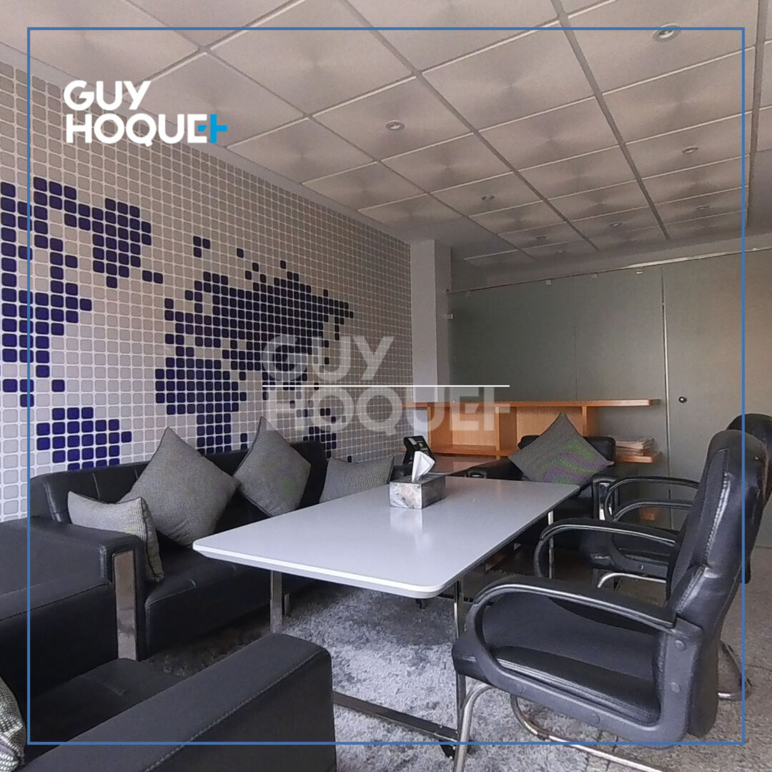 Plateau bureaux de 372 m² avec accès exclusif et luminosité exceptionnelle ? Beauséjour