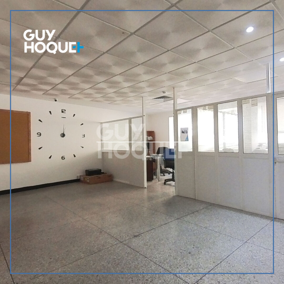 Plateau bureaux de 372 m² avec accès exclusif et luminosité exceptionnelle ? Beauséjour