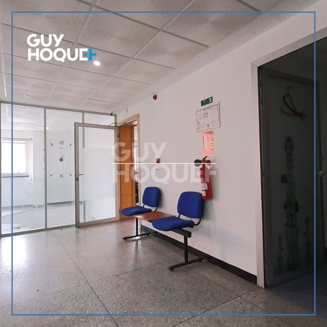 Plateau bureaux de 372 m² avec accès exclusif et luminosité exceptionnelle ? Beauséjour
