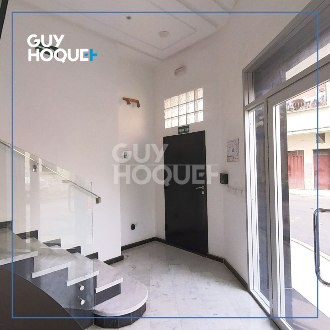Plateau bureaux de 372 m² avec accès exclusif et luminosité exceptionnelle ? Beauséjour