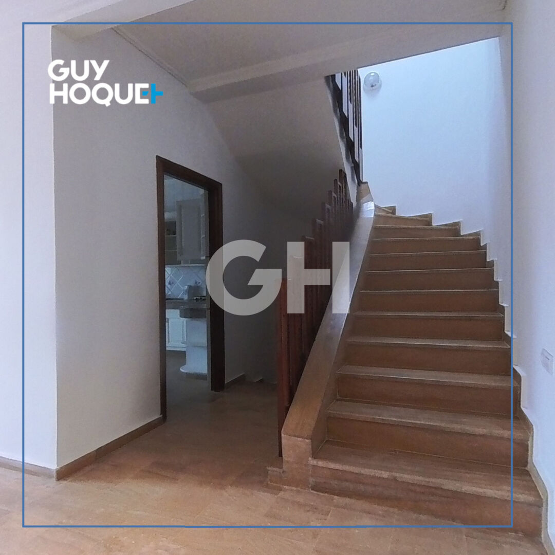 Villa à Mandarona 259 m² avec jardin privé 4.600.000 MAD