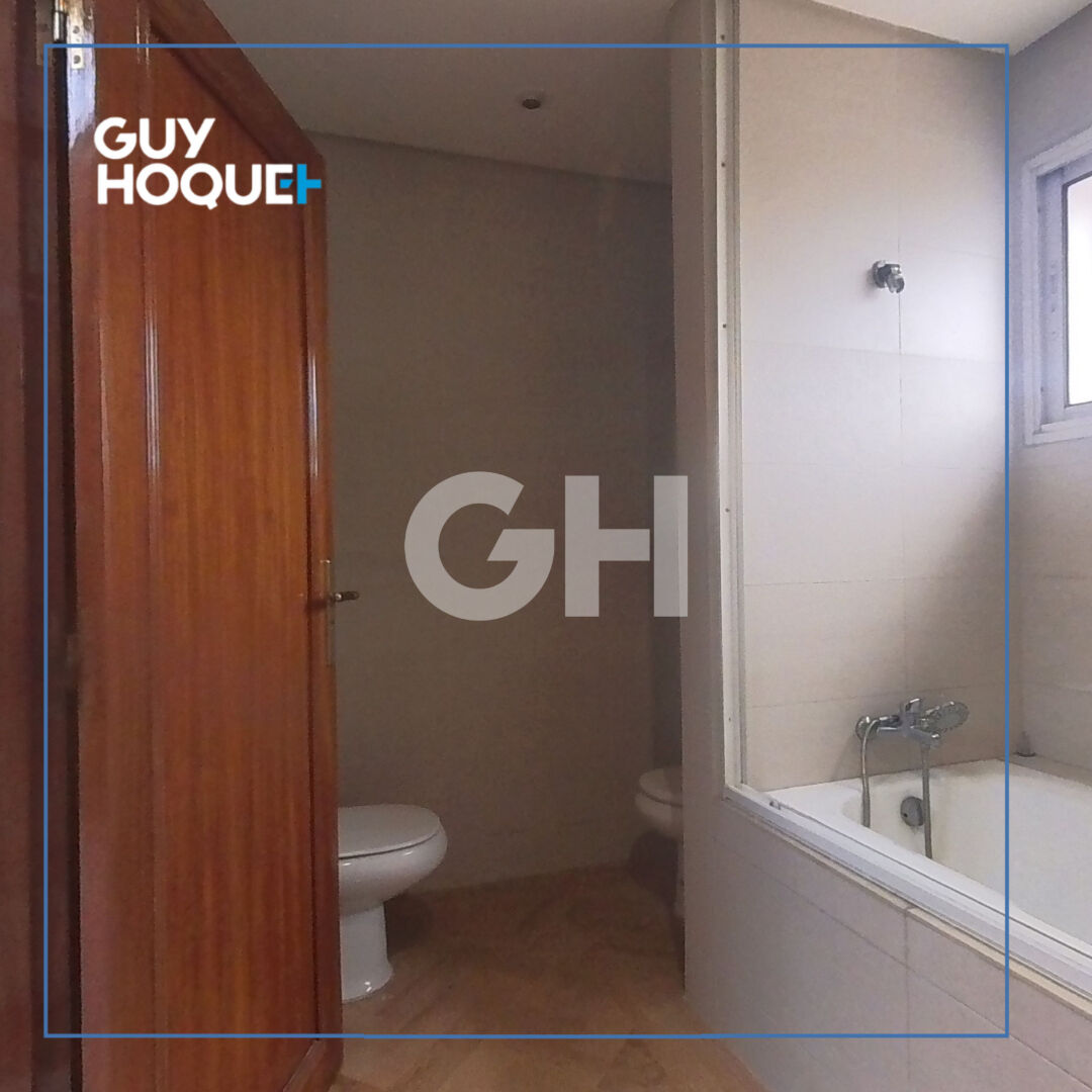 Villa à Mandarona 259 m² avec jardin privé 4.600.000 MAD