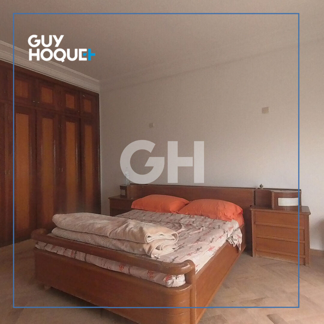 Villa à Mandarona 259 m² avec jardin privé 4.600.000 MAD