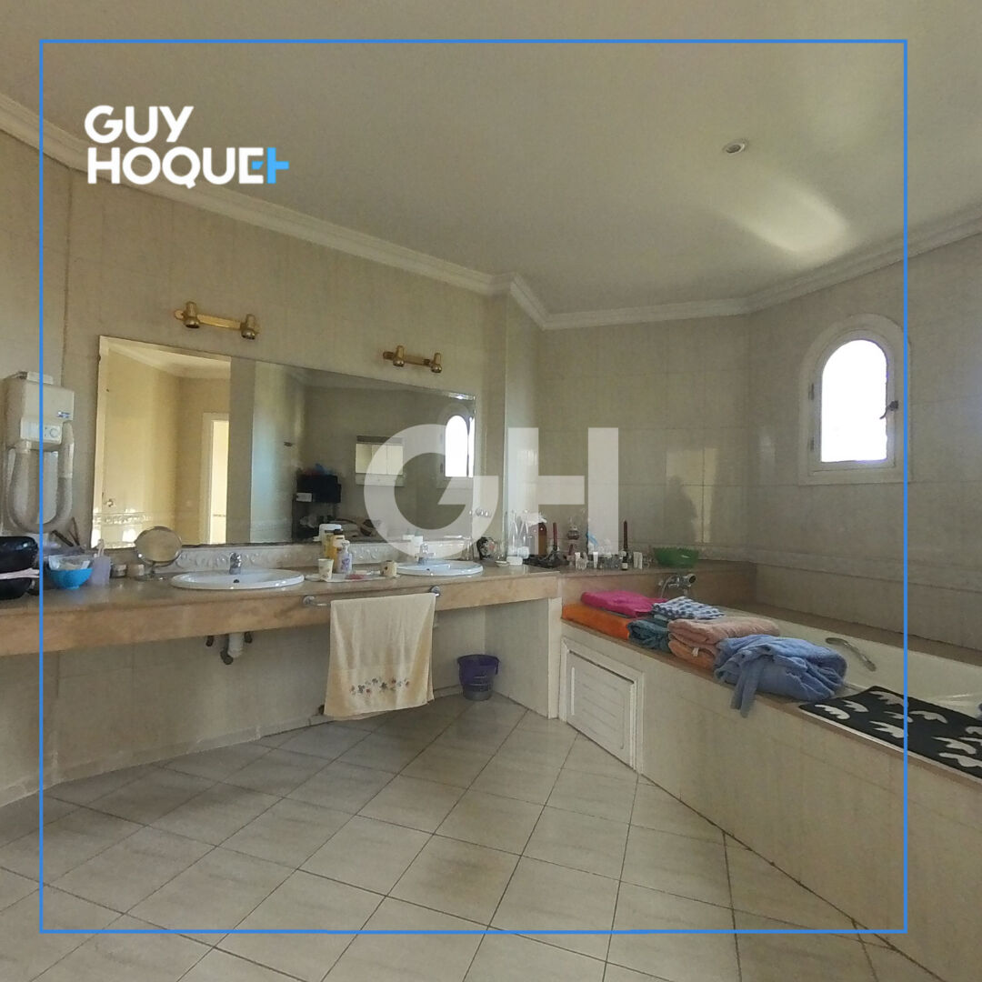 Villa d'exception à Mandarouna, Casablanca 