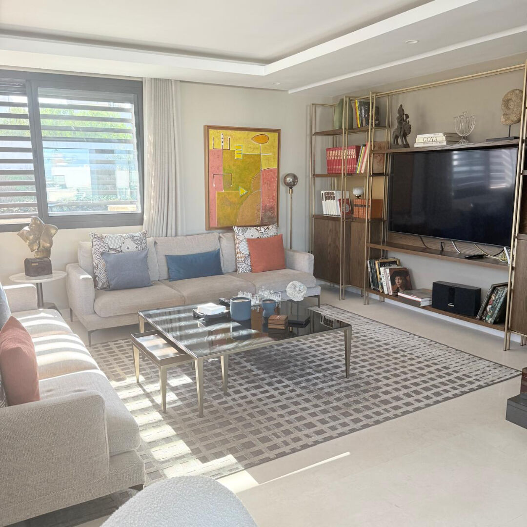 Triplex d'exception avec vue sur mer -Ain Diab