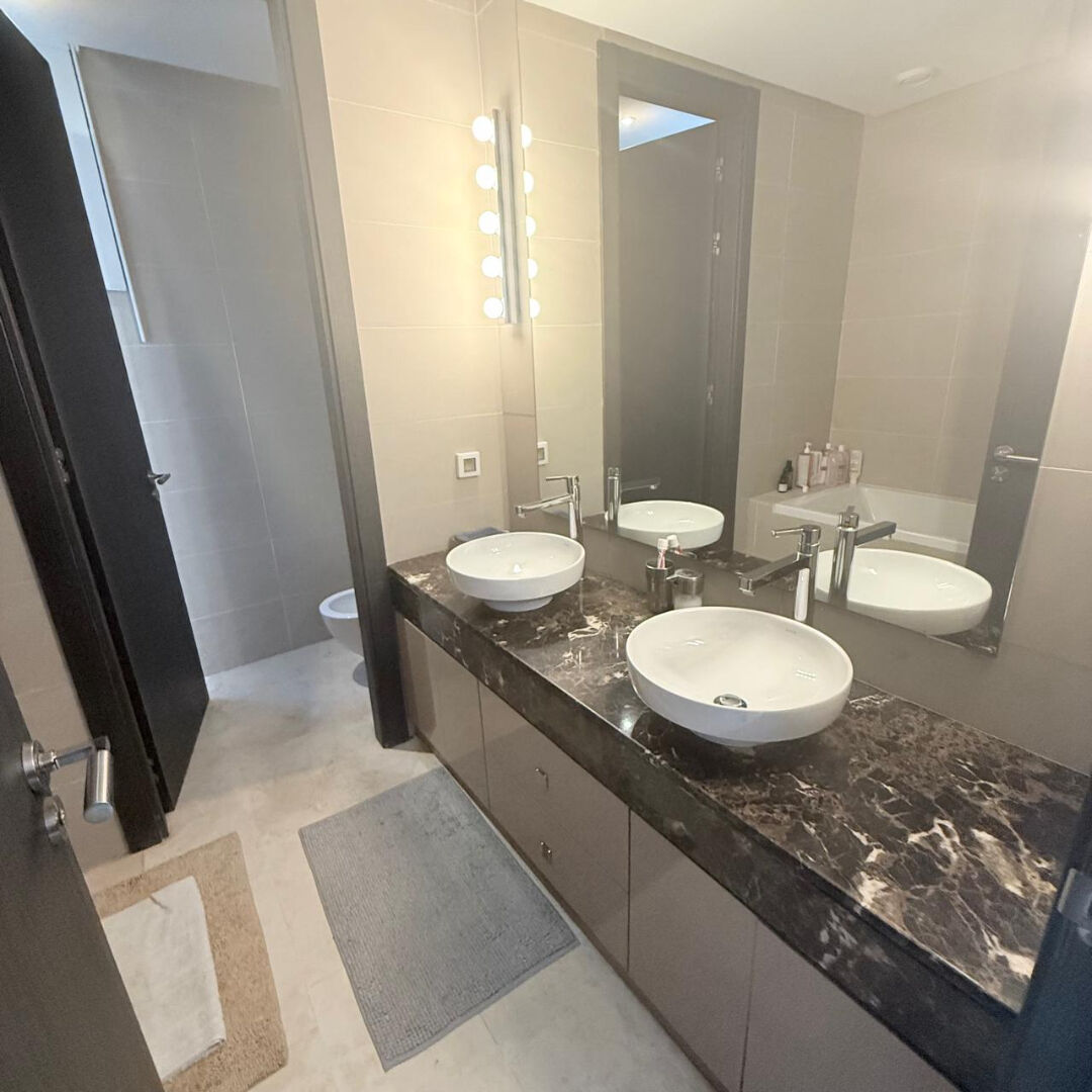 Triplex d'exception avec vue sur mer -Ain Diab