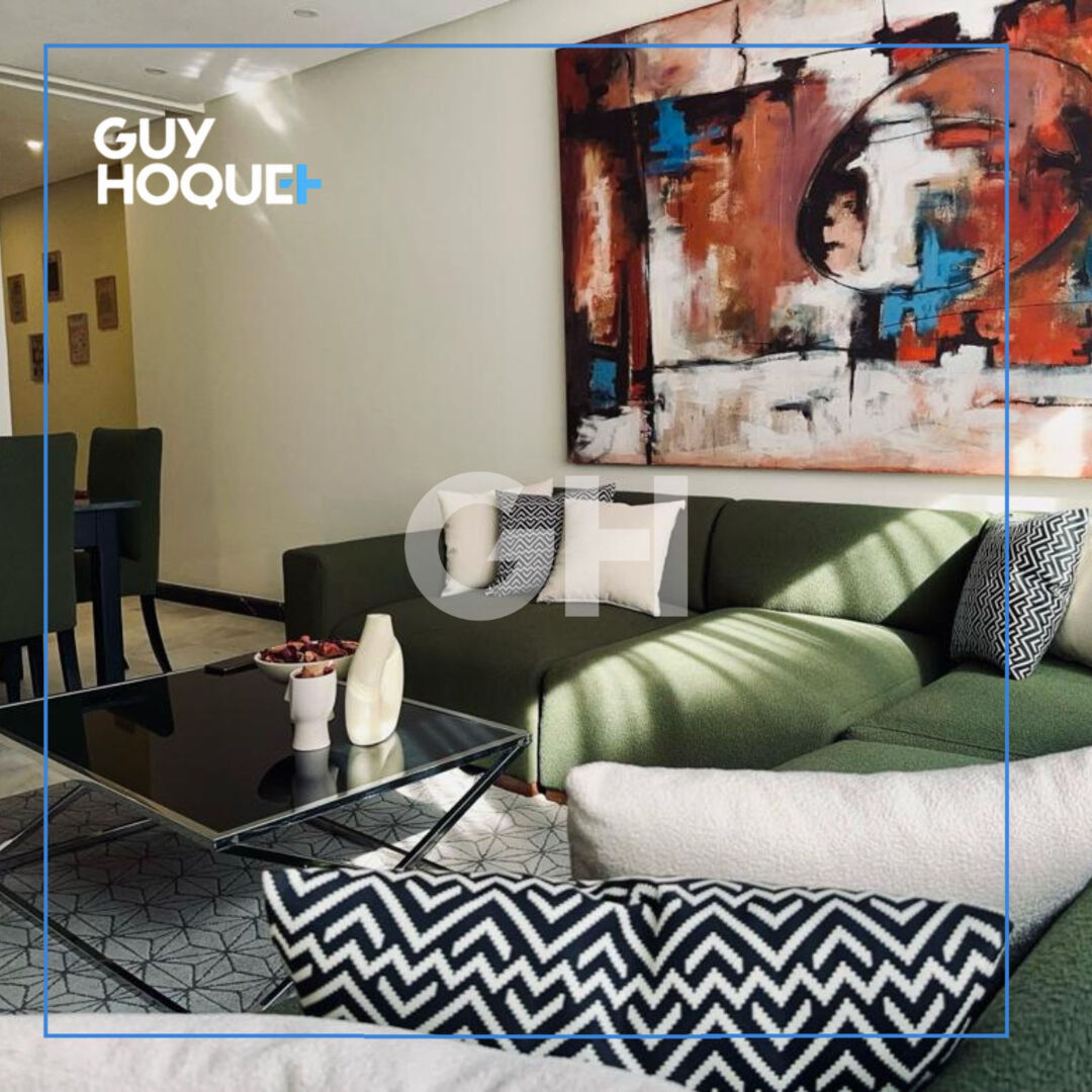 Tres beau studio meublé à la location en plein coeur du triangle d'or