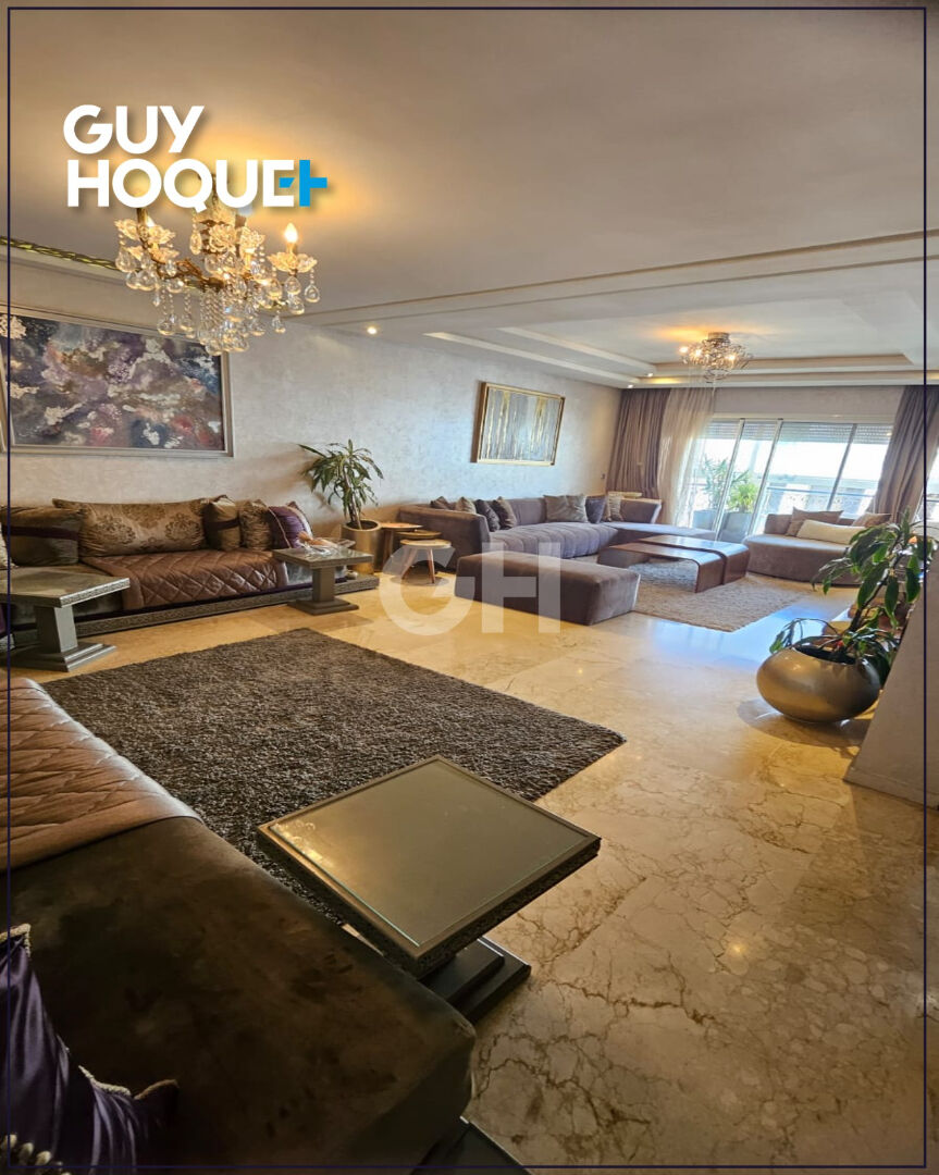 Magnifique appartement au dernier étage à Gauthier