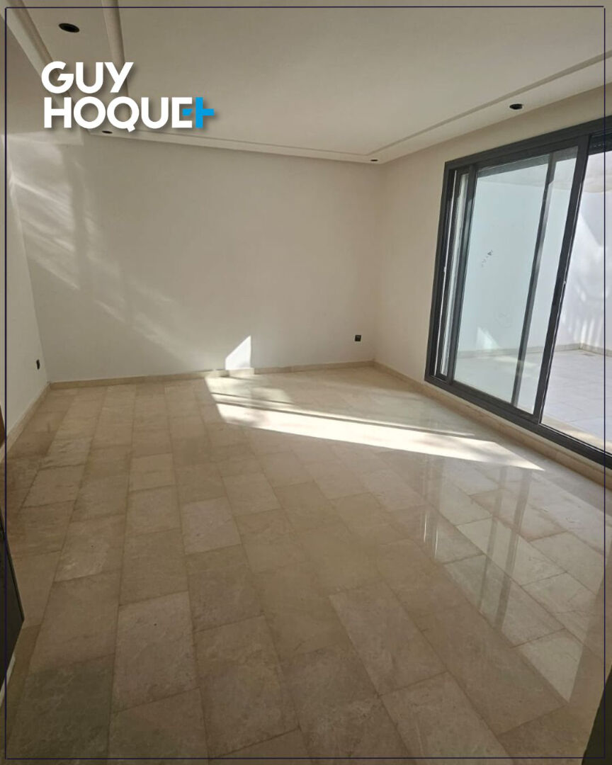 Studio 4 : Spacieux studio avec grande terrasse- 77 m²