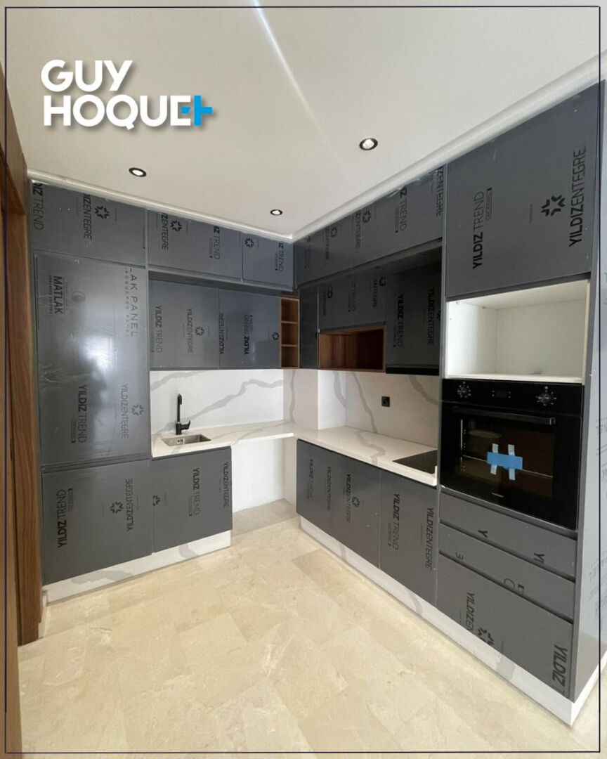 Studio 14 : Studio moderne à vendre à Quartier Les Princesses