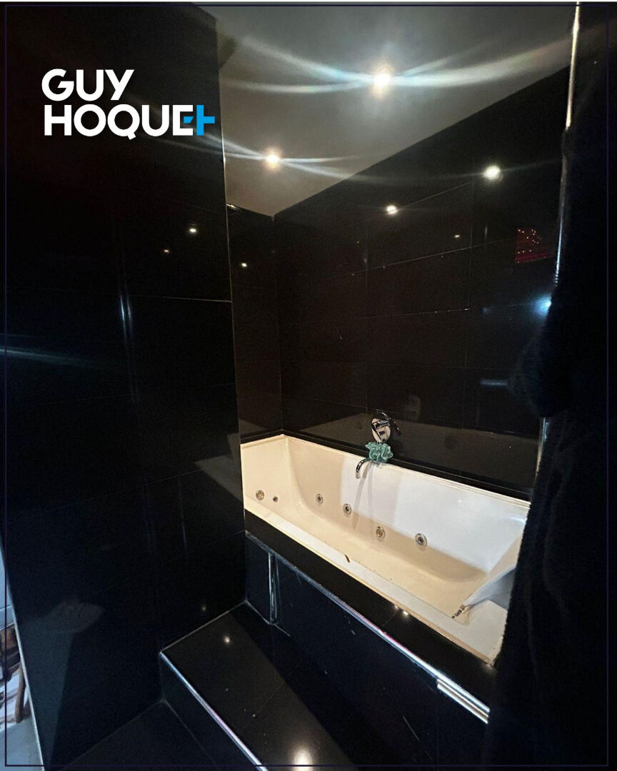 Magnifique 3 chambres sur Résidence Ghandi/ 171m2