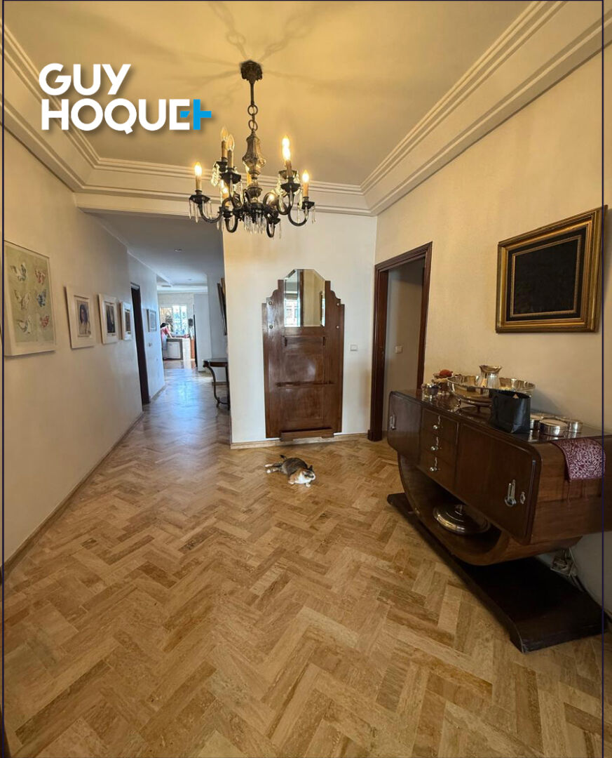 Exceptionnel appartement 258m2 sur la prestigieuse rue Ain Harrouda ? Casablanca