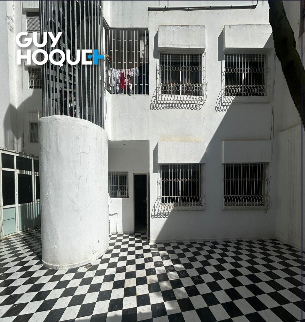 Exceptionnel appartement de 332 m² avec 5 chambres et terrasse de 100 m² au coeur du Triangle d'Or