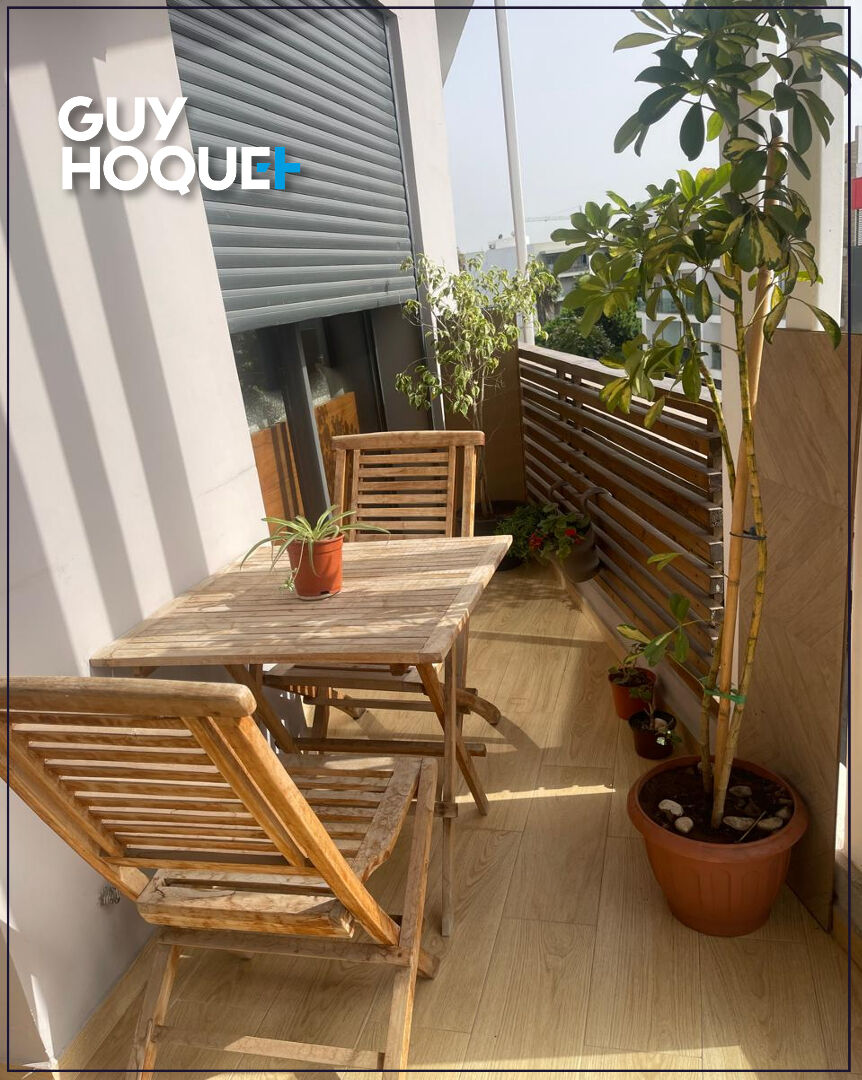 Magnifique 2 chambres à l'Oasis avec terrasse