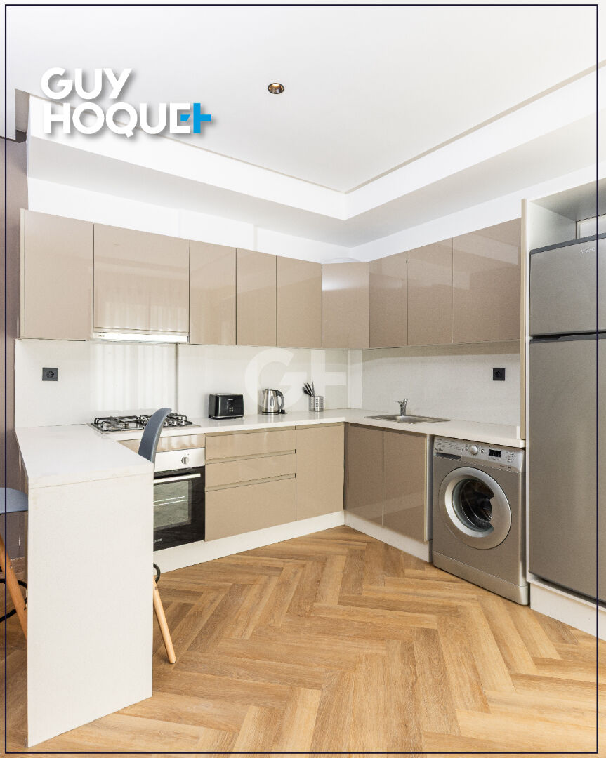 Grand studio neuf meublé avec internet haut débit