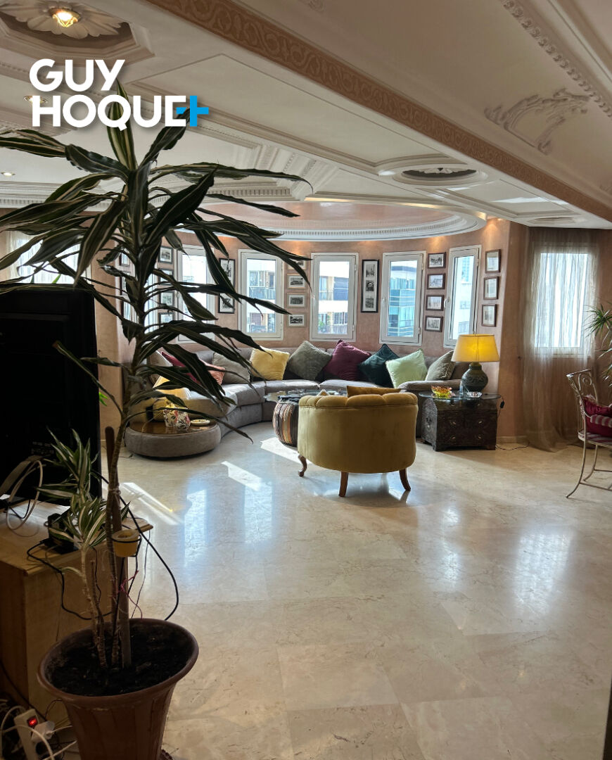 Magnifique appartement 240m2 au 5iem étage sur Gauthier