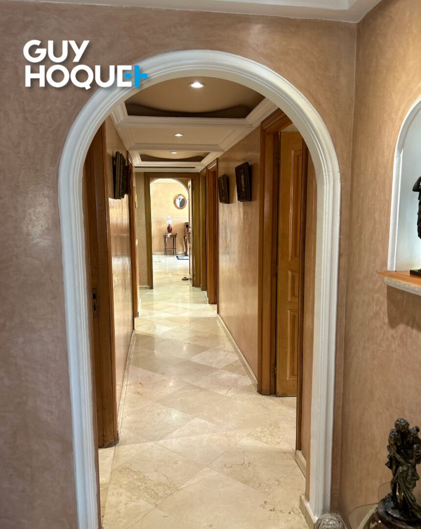 Magnifique appartement 240m2 au 5iem étage sur Gauthier