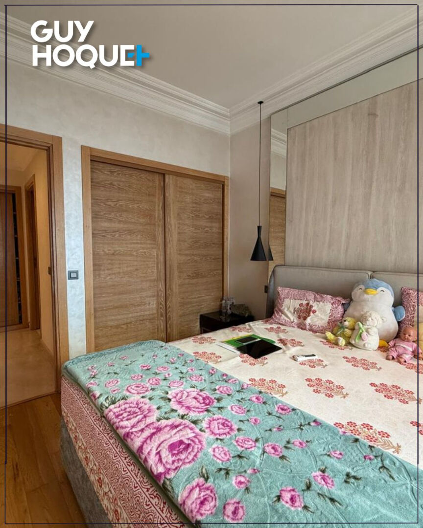 superbe appartement sur la prestigieuse rue Bab Al Irfane