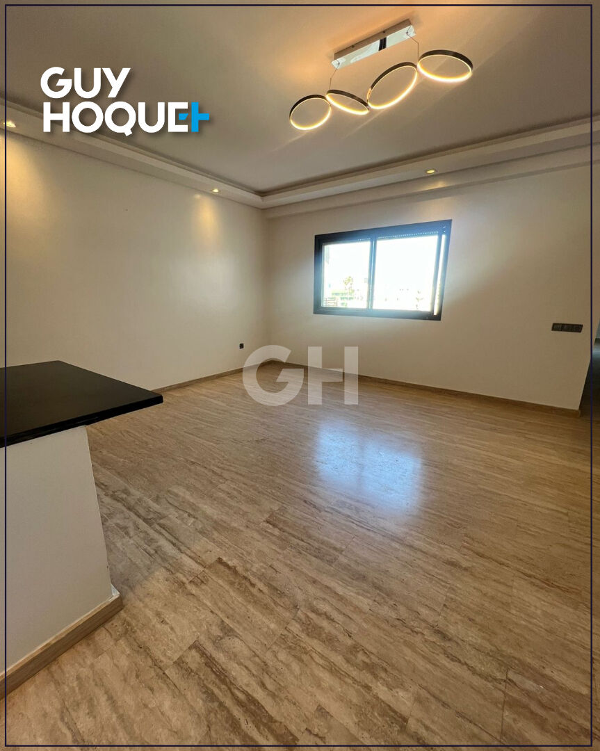 Studio  vide palmier