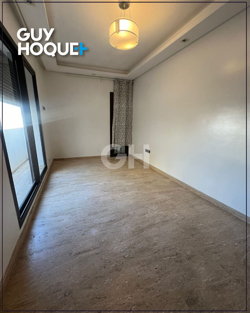 Studio  vide palmier