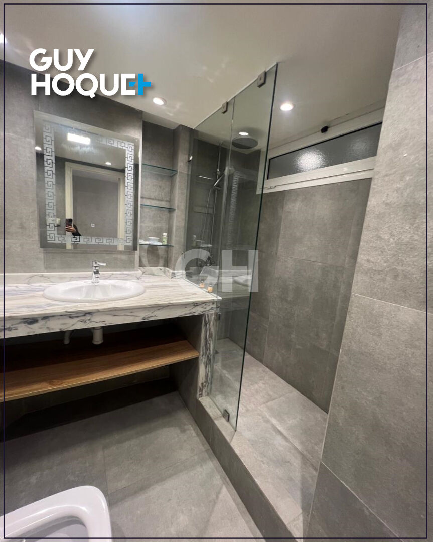 Superbe duplex Art Déco entièrement rénové à Emile Zola