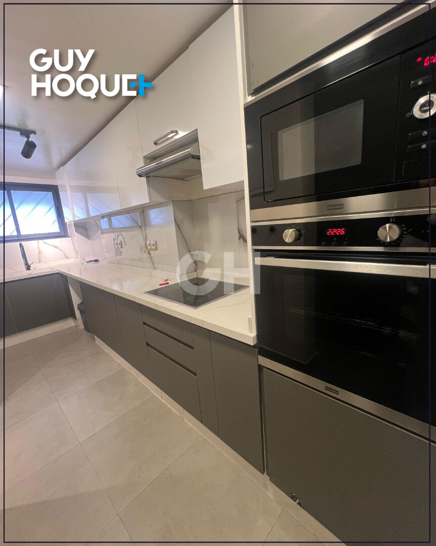 Superbe duplex Art Déco entièrement rénové à Emile Zola