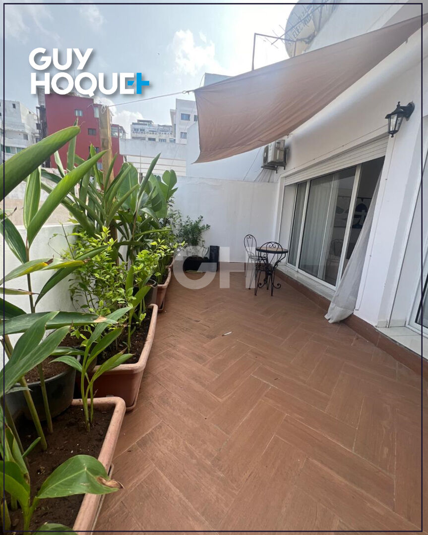 Studio neuf joliement meuble bvd dAnfa