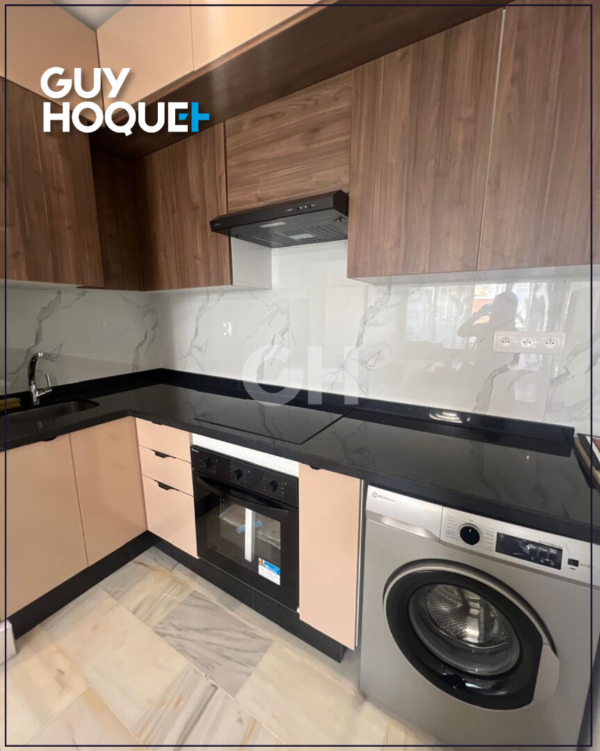 Studio neuf joliement meuble bvd dAnfa