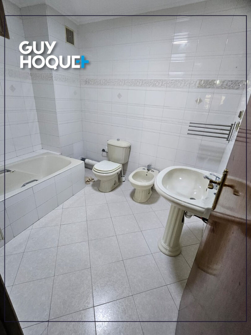 Appartement  5 pièces au coeur de Bourgogne 195 m2