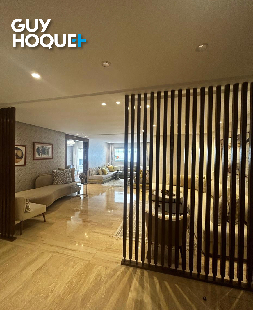 Appartement moderne avec cour sur Gauthier