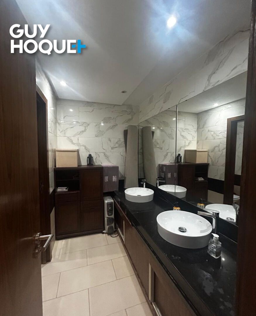 Appartement moderne avec cour sur Gauthier