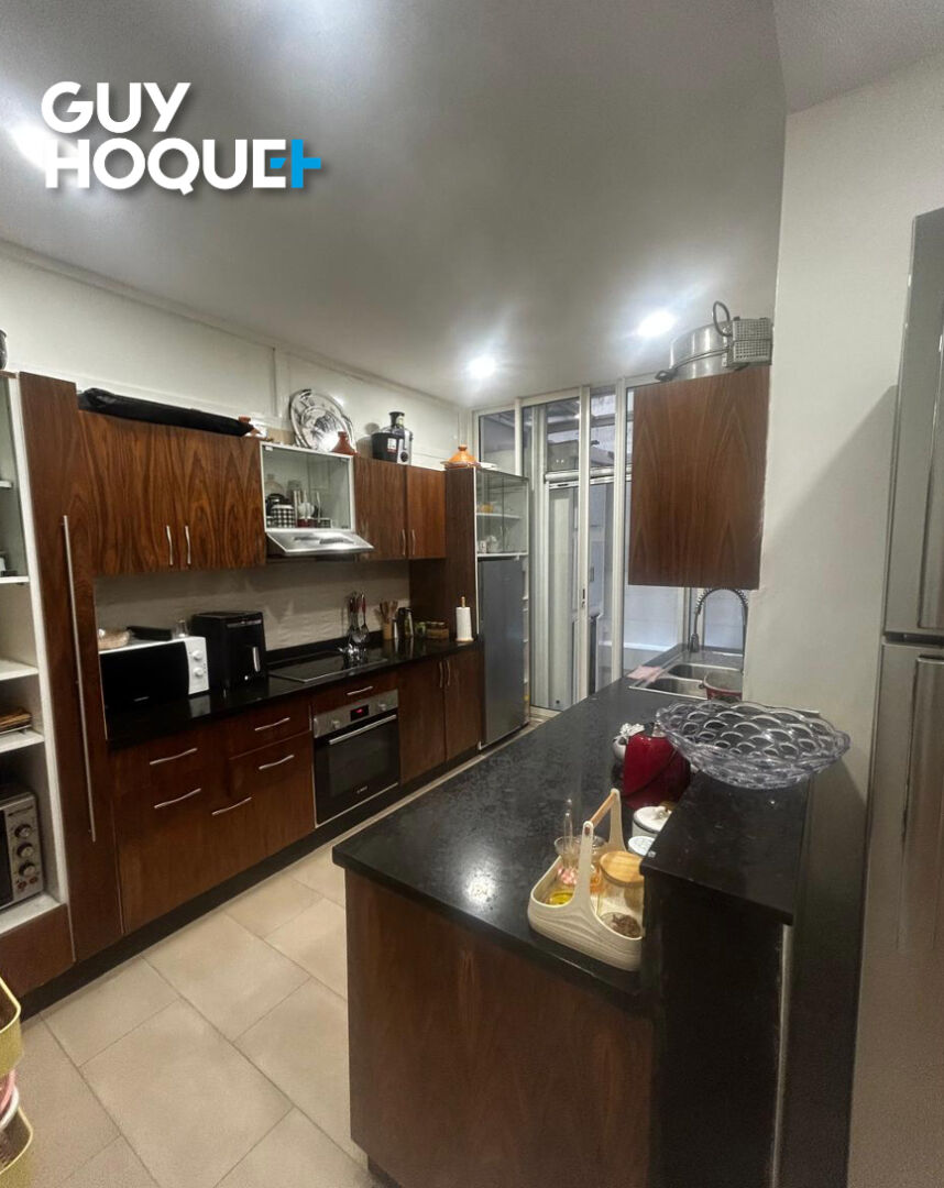 Appartement moderne avec cour sur Gauthier