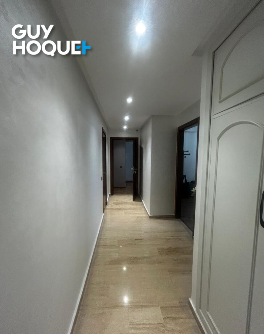 Appartement moderne avec cour sur Gauthier