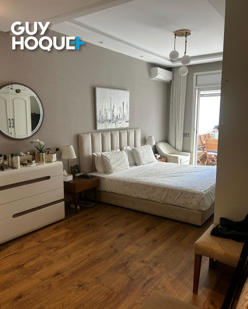 Appartement moderne avec cour sur Gauthier