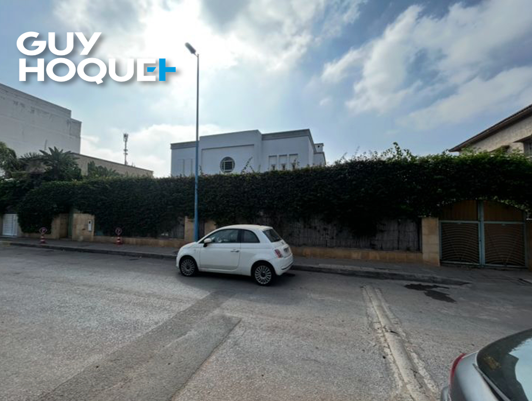 Villa de 803M2 en zone immeuble