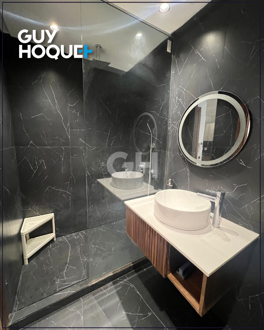 joli studio meublé princesses