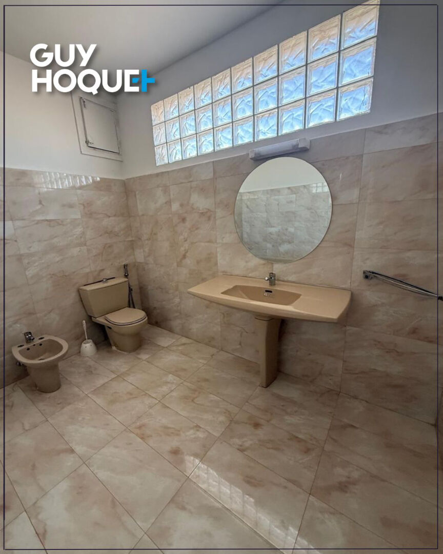 Appartement a vendre pour usage professionnel