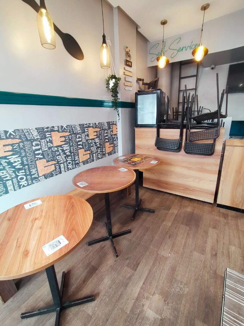 Local commercial 28 m² Maarif