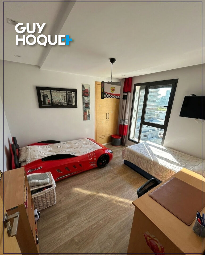 Élégant duplex haut standing avec vue dégagée - CFC