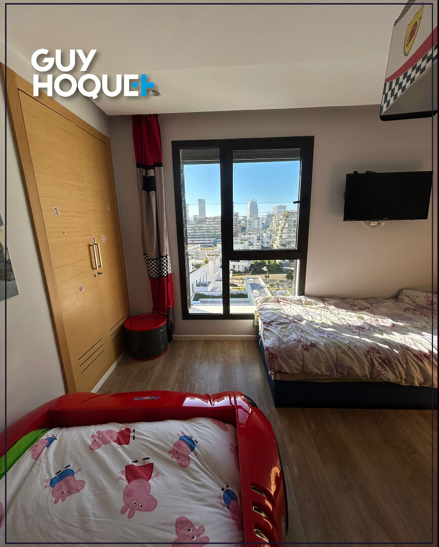 Élégant duplex haut standing avec vue dégagée - CFC