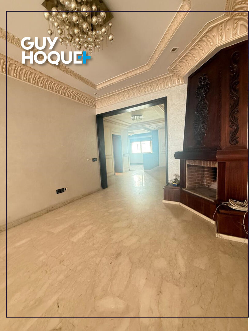 À vendre - Superbe appartement spacieux sur la très prisée rue Ahmed Charci