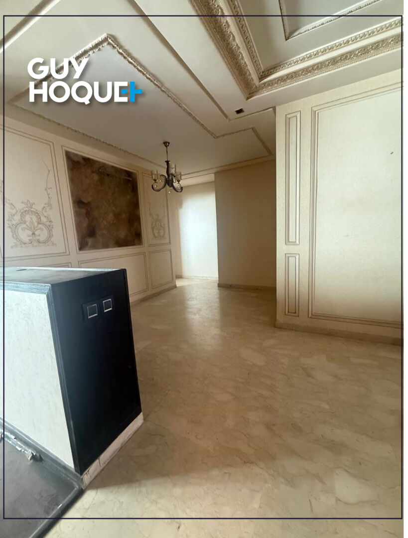 À vendre - Superbe appartement spacieux sur la très prisée rue Ahmed Charci