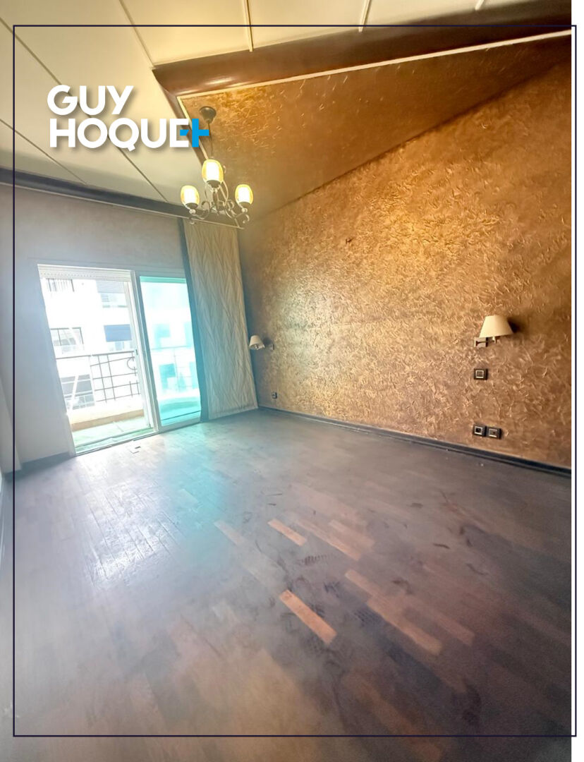 À vendre - Superbe appartement spacieux sur la très prisée rue Ahmed Charci