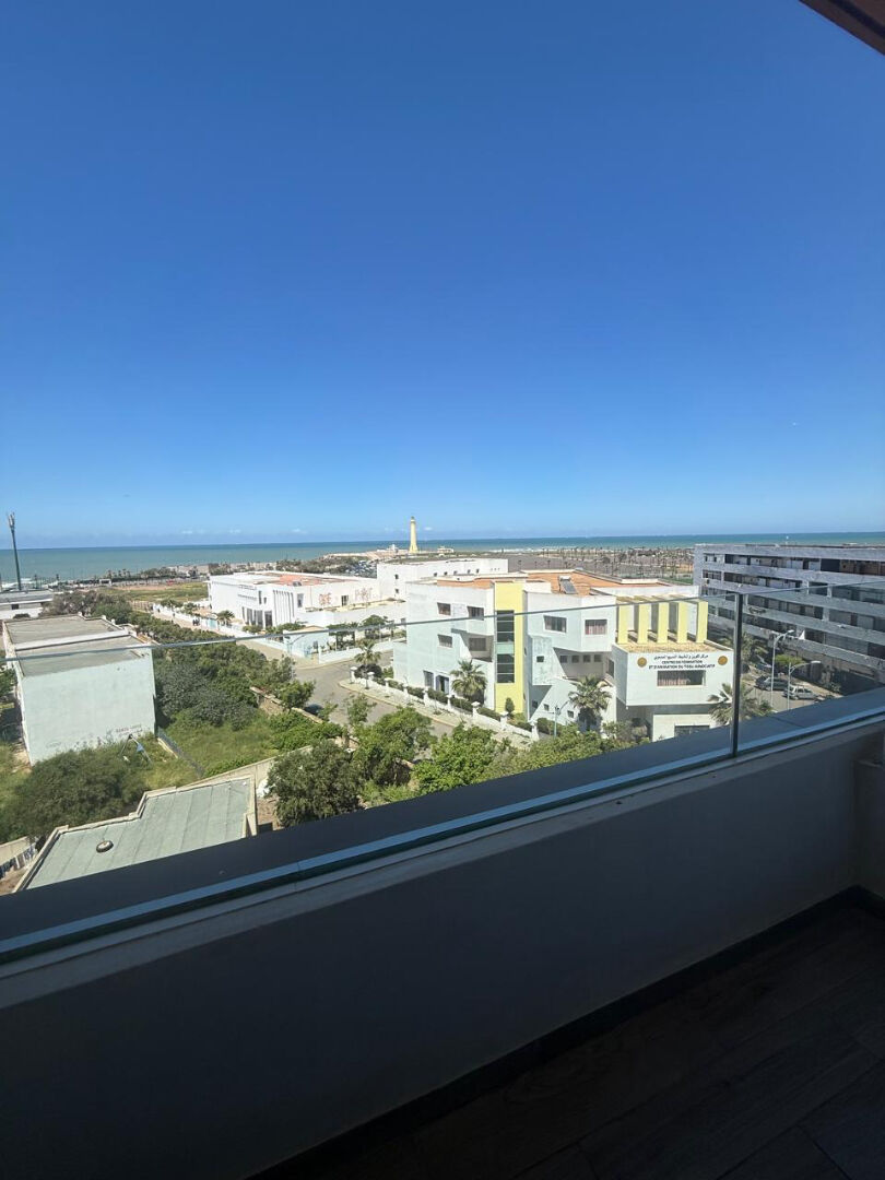 APPARTEMENT VUE FRONTALE MER