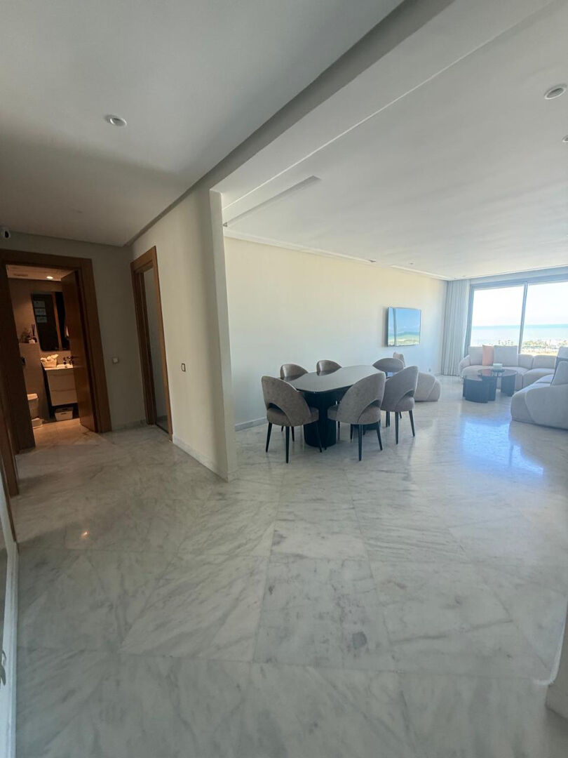 APPARTEMENT VUE FRONTALE MER