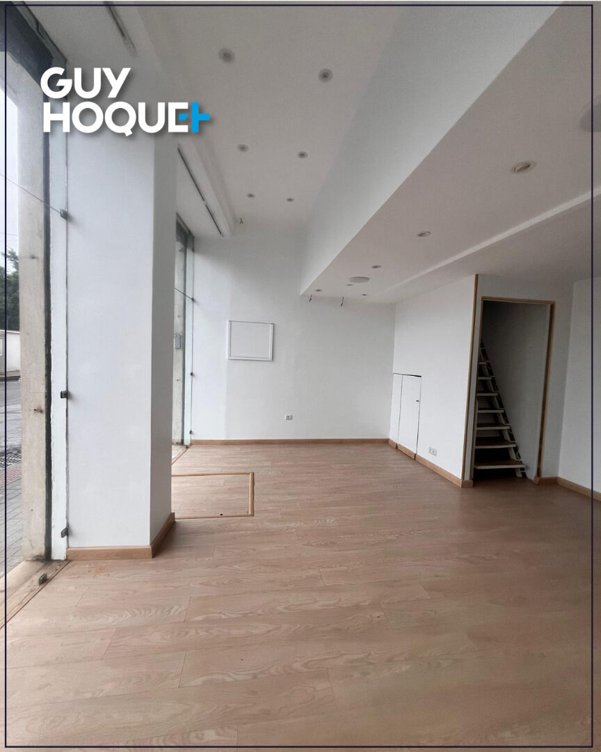 Local 34m² a coté du Lycée Lyautey