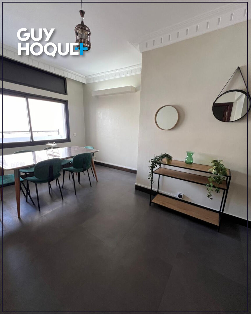 MAGNIFIQUE APPARTEMENT MEUBLÉ DE 155 M² Racine